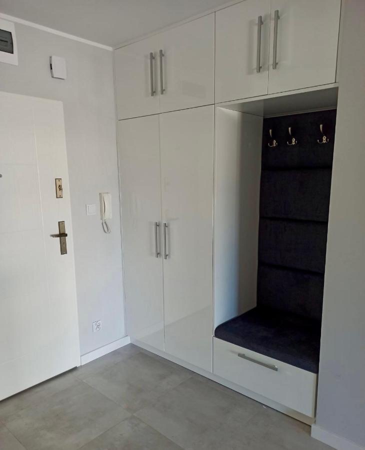 Celebryta - Apartament Apartment อุสตรอเนียมอร์สเกีย ภายนอก รูปภาพ